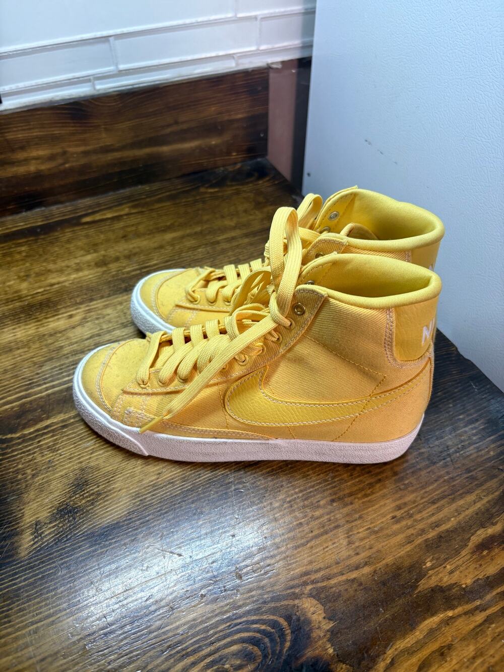 Nike Yellow Sneakers Size 5.5